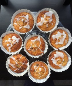 Carrot Cakes with Lemon Icing